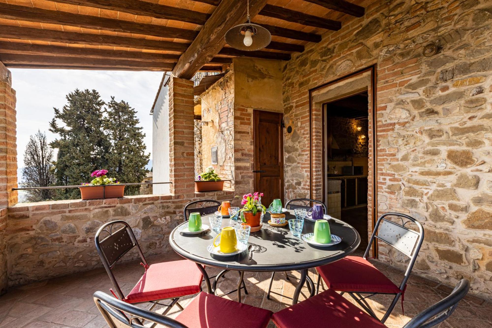 La Terrazza Villa Chianni Exterior photo