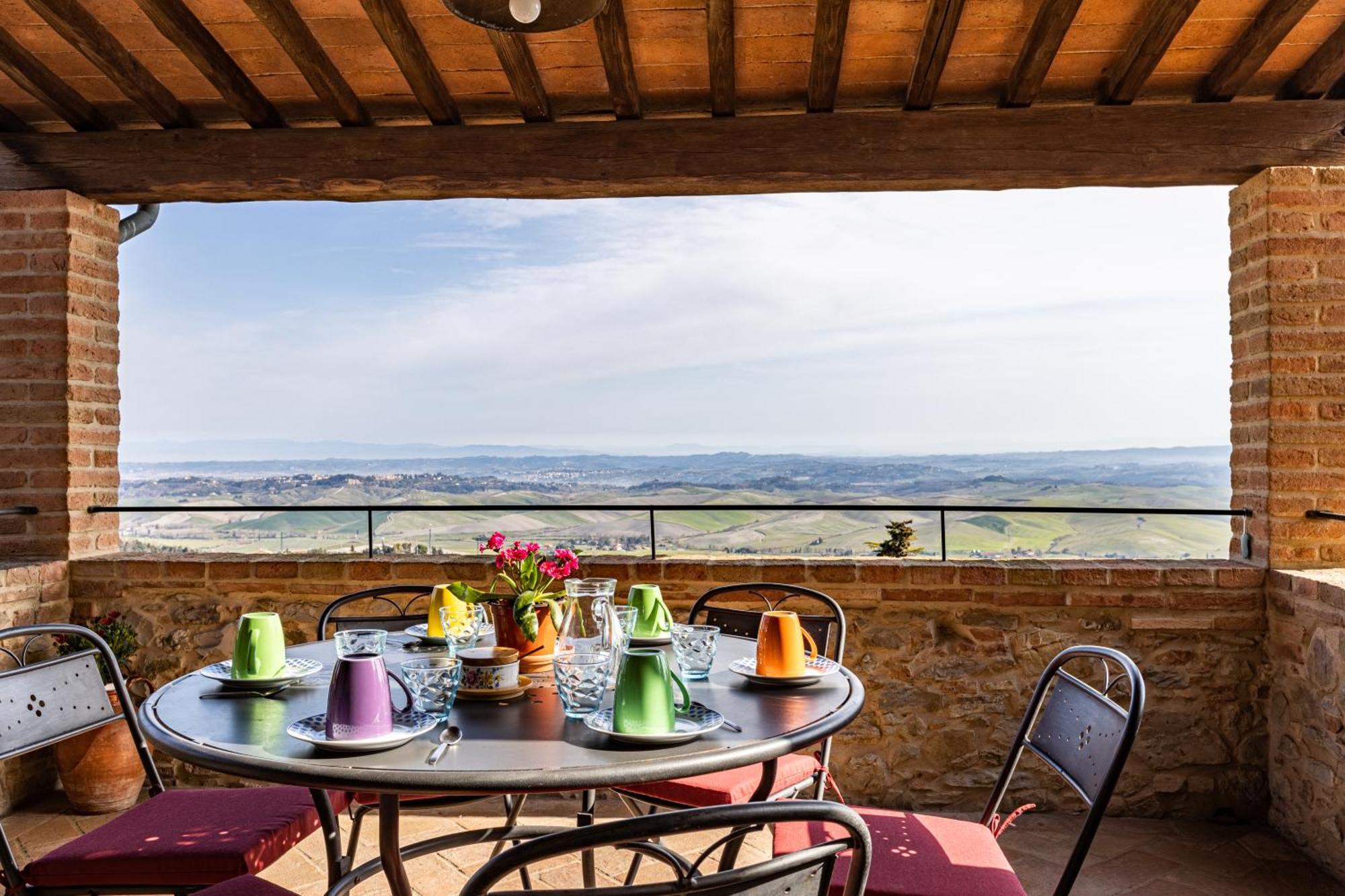 La Terrazza Villa Chianni Exterior photo